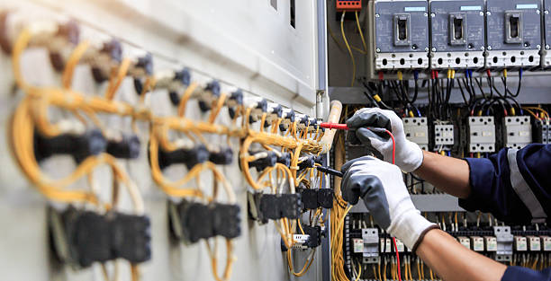 Professional Electrician technician working in Urbana, OH